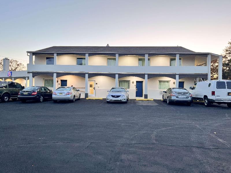 Motel 6 Williamstown Nj Black Horse Pike image