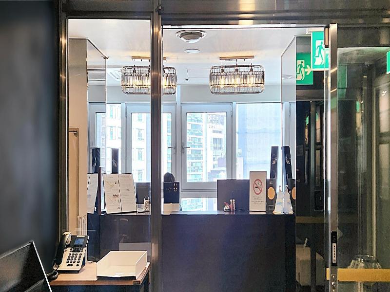 Brown Suites Hotel Sinchon Central image