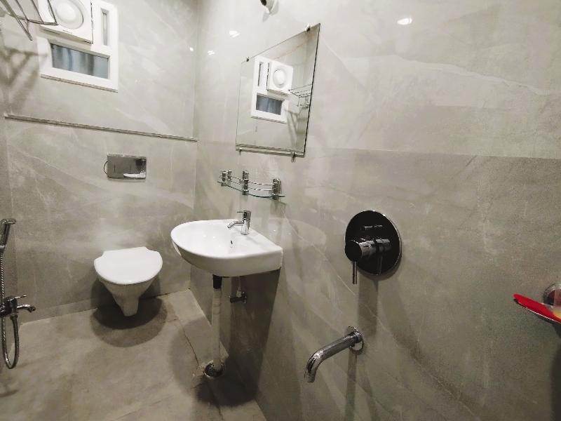 Hotel Royal Radiant image