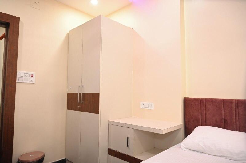 Hotel Royal Radiant image