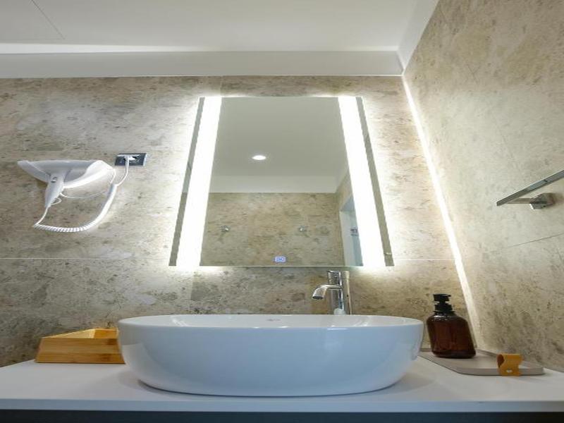 Simma Luxury Apartments & Rooms image
