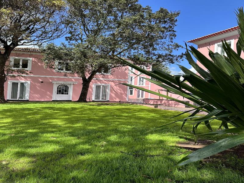Solar Dos Cantos Botanic House And Garden image