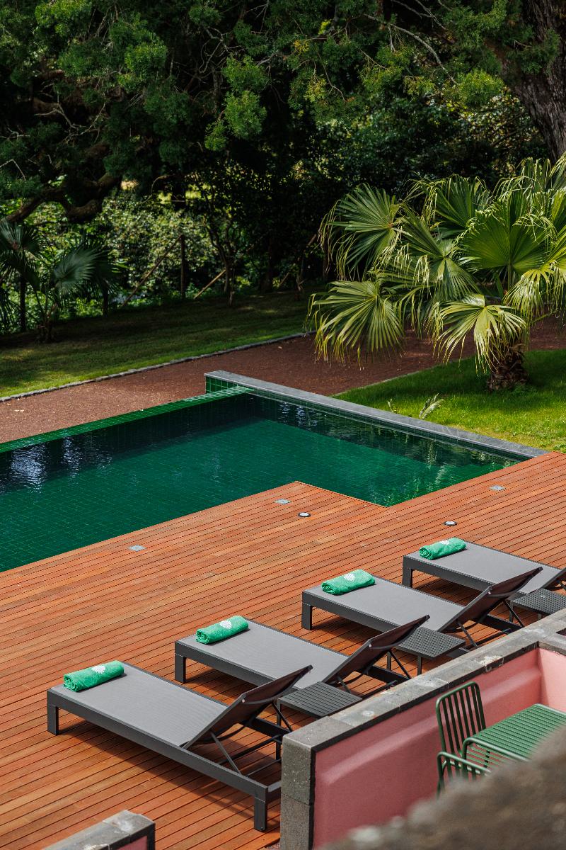 Solar Dos Cantos Botanic House And Garden image