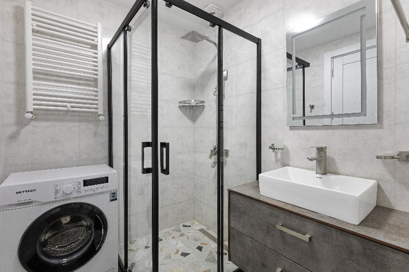 Rainbow Residence image