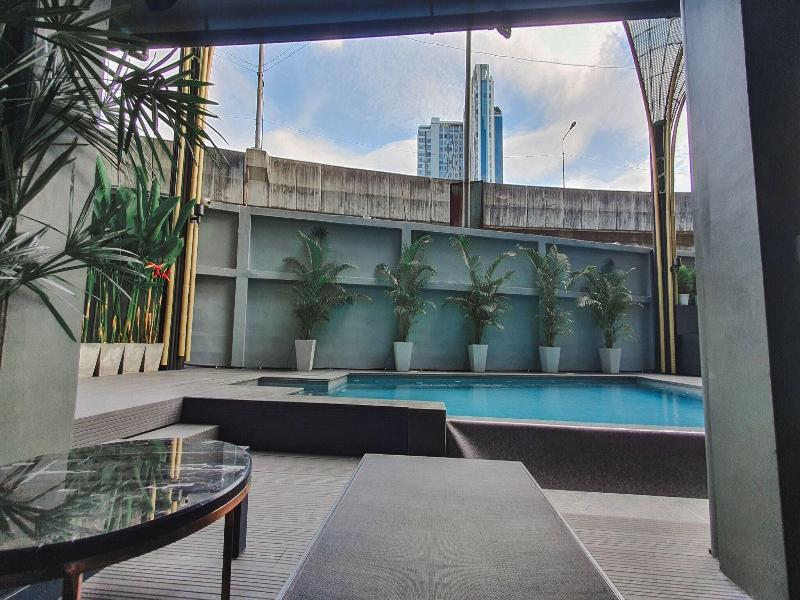 Hotel Ordinary Bangkok image