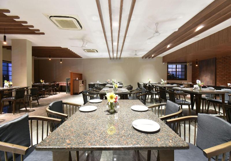 Hotel Kohinoor Plaza image