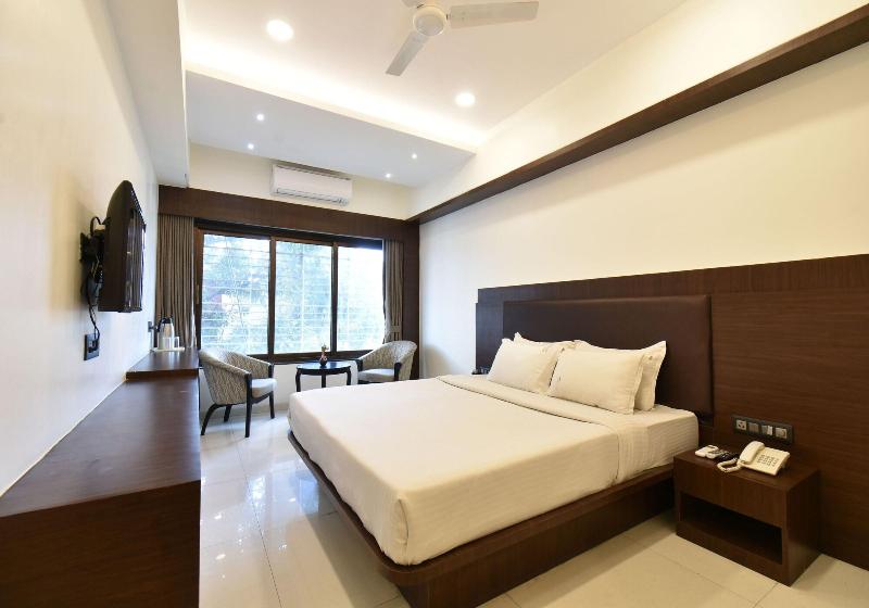Hotel Kohinoor Plaza image