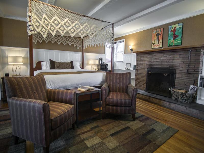 The Yankee Trademark Collection By Wyndham image