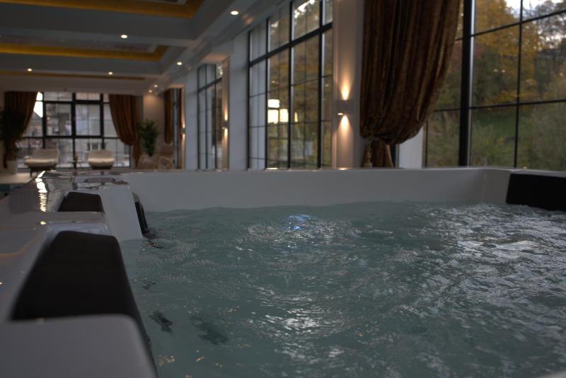 Hotel Noblesse Boutique Spa image