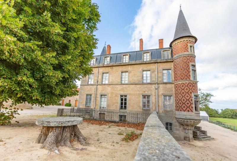 Demeures & Chateaux Domaine De Valinches image