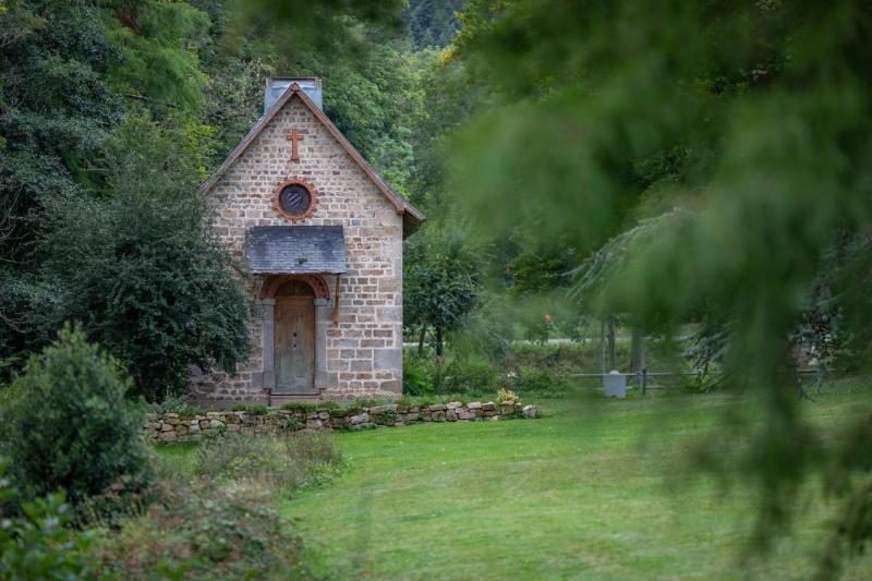 Demeures & Chateaux Domaine De Valinches image