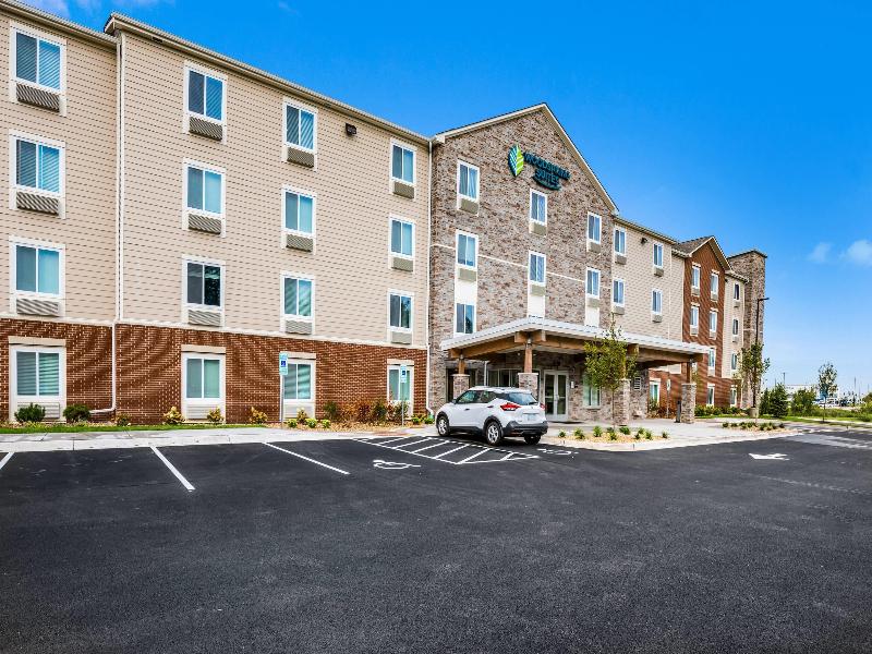 Woodspring Suites Elgin Chicago image