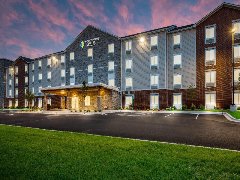 Woodspring Suites Elgin Chicago image