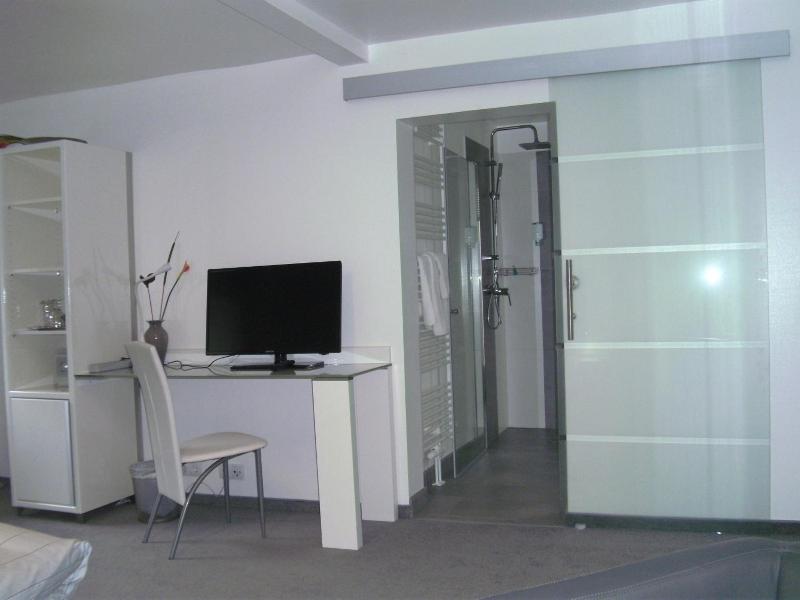 Hotel Ambiente image