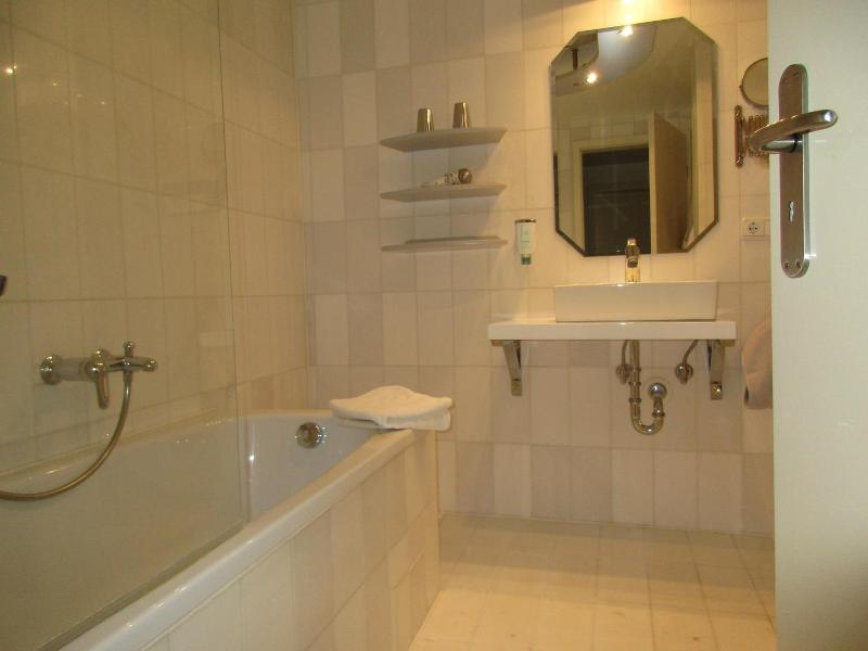 Hotel Ambiente image