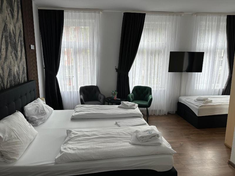 Hotel Cafv Burg Stahleck image