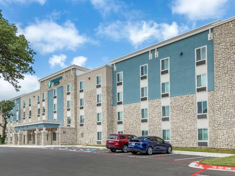 Woodspring Suites Austin Georgetown image