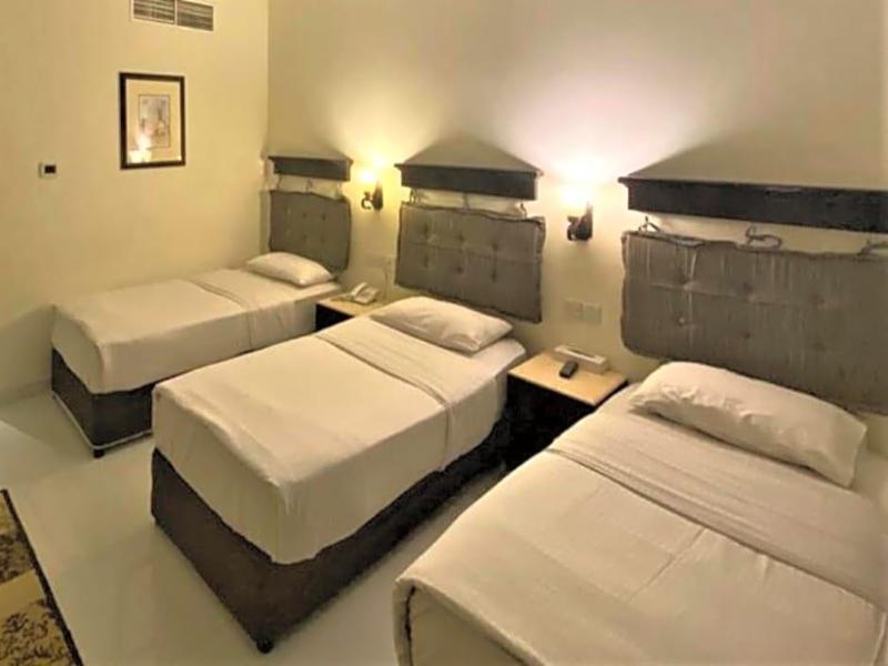 Signature Inn Hotel Free Parking image