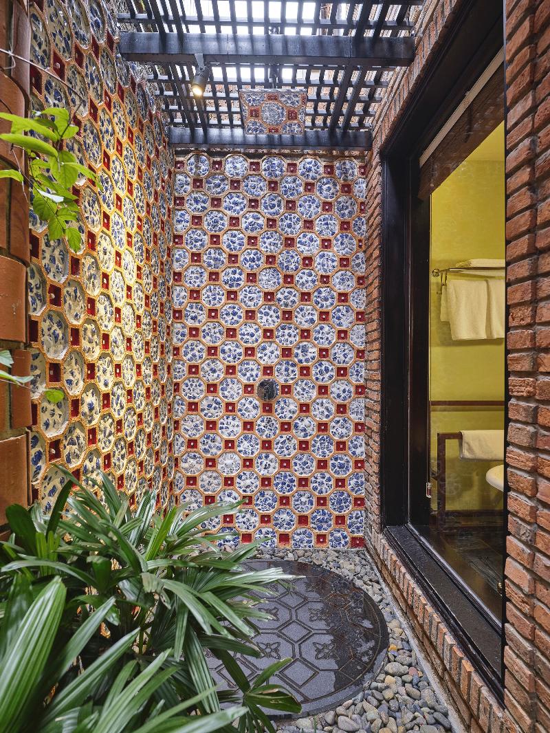 Ancient Hue Garden Houses image