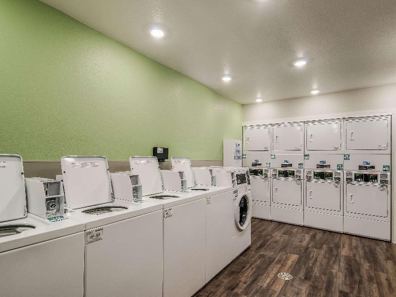 Woodspring Suites Broomfield Westminster image