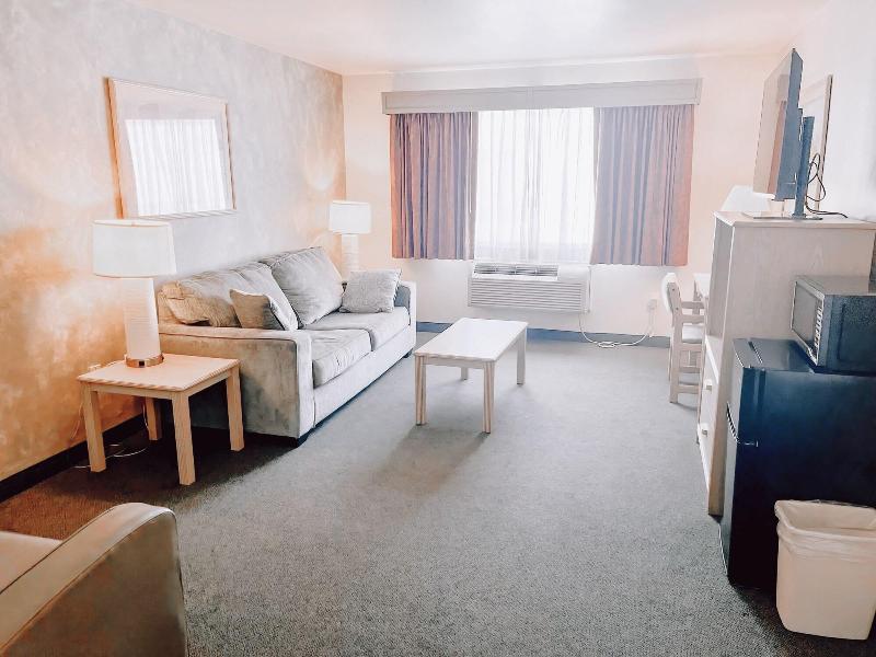 North Shore Inn At Lake Mead image