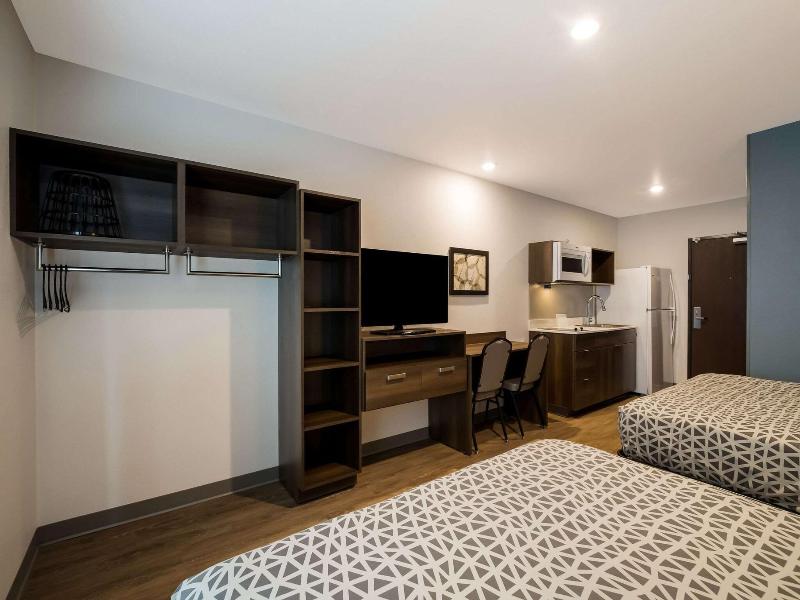 Woodspring Suites Moreno Valley image