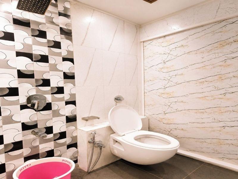 New Seven Hills By Glitz Hotels image