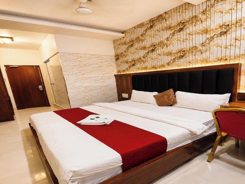 New Seven Hills By Glitz Hotels image