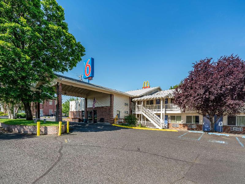 Motel 6 Clarkston, WA image