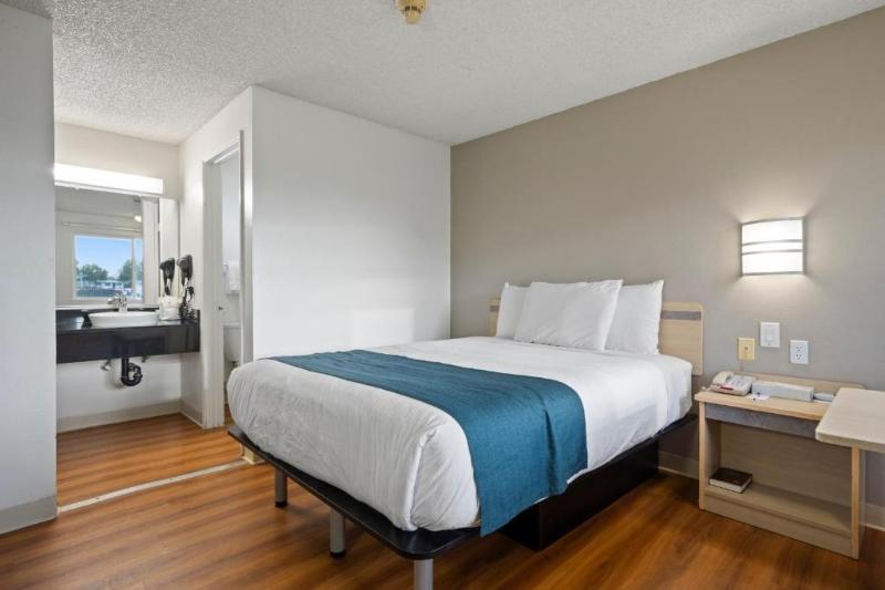 Motel 6 Clarkston, WA image