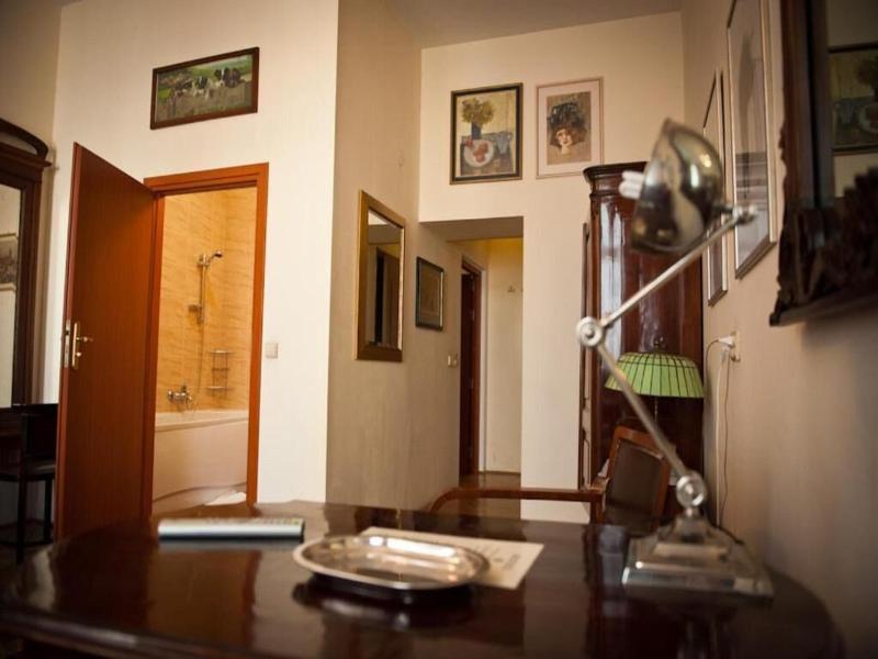 Hotel Alef image