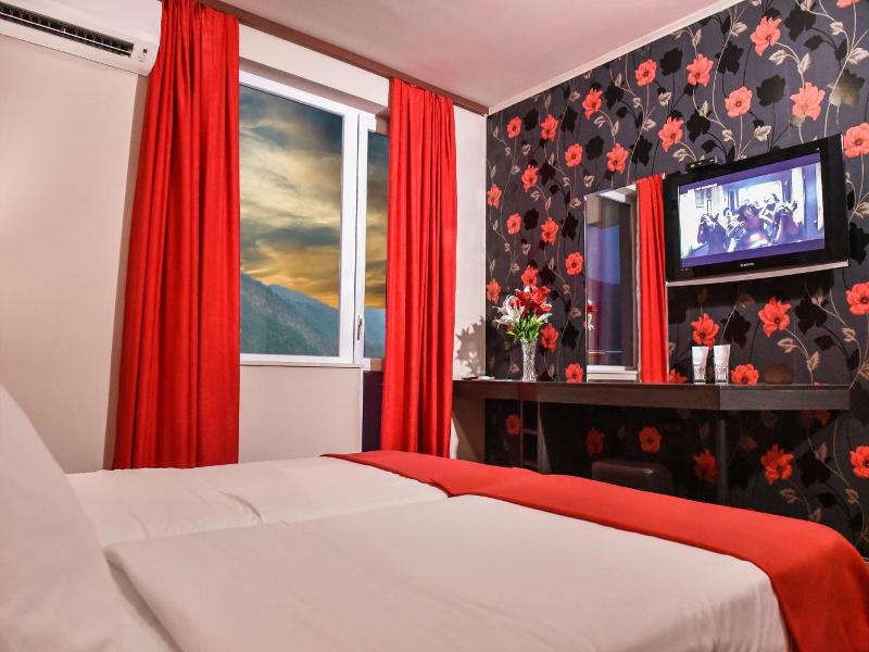 Central Guest Rooms