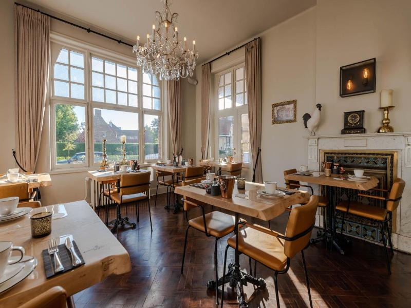 Hotel Bonne Auberge Adults Only image