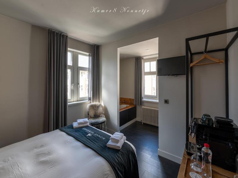 Hotel Bonne Auberge Adults Only image