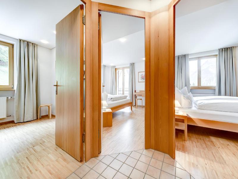 Hotel Gasthof Kreuz image