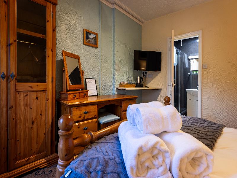The Strands & Screes Inn image