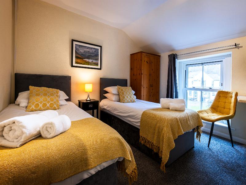 The Strands & Screes Inn image