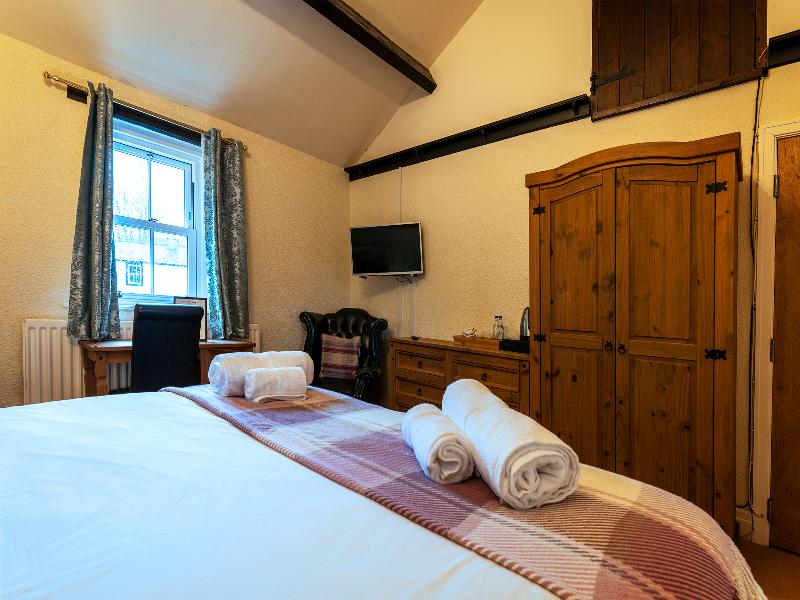 The Strands & Screes Inn image
