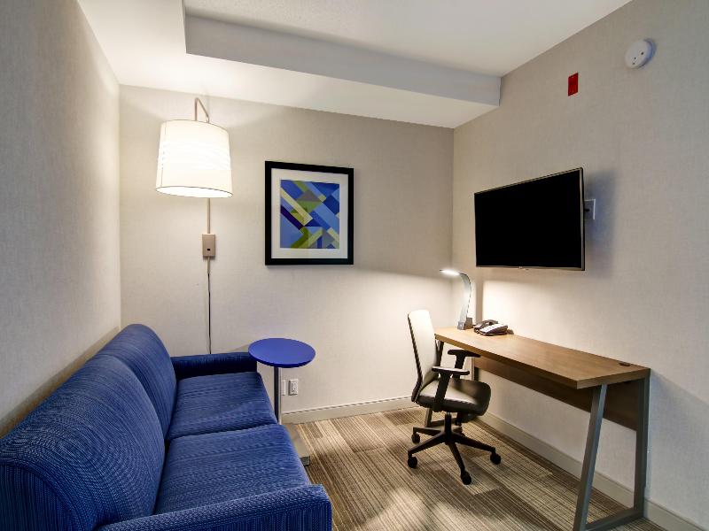 Holiday Inn Express & Suites Toronto Markham image