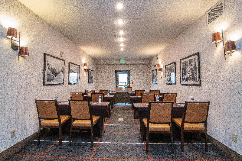 Holiday Inn Express Kalispell image