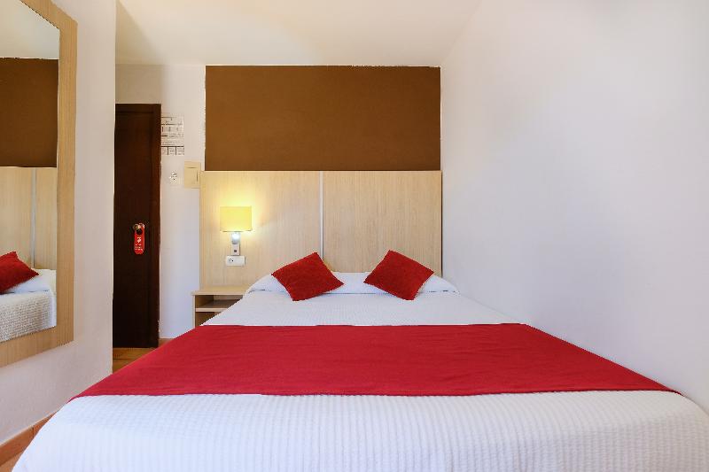 Azuline Hostal Marino image