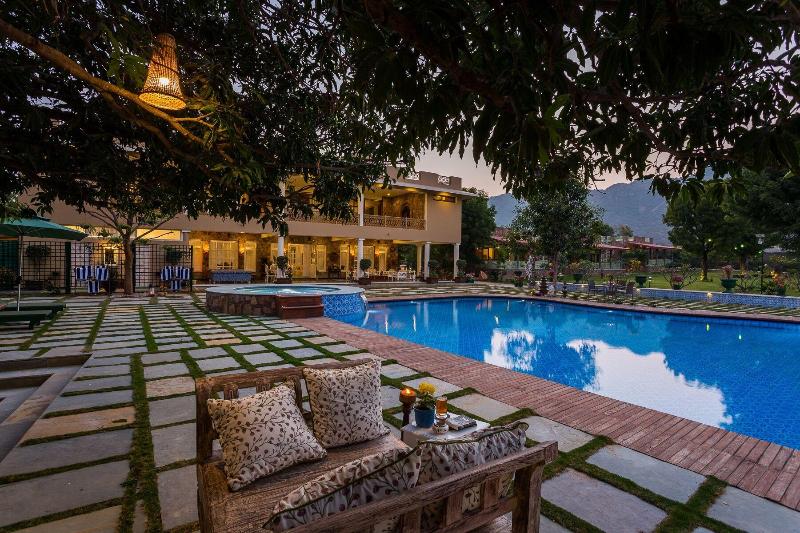 Vatsalya Vihar - A Luxury Pool Villas Resort image