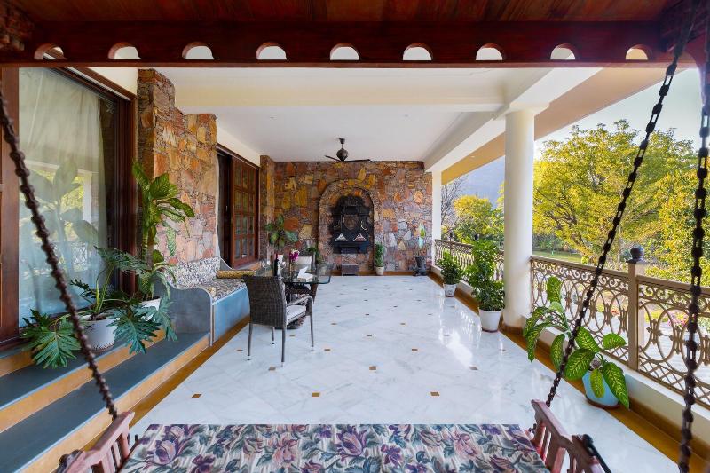 Vatsalya Vihar - A Luxury Pool Villas Resort image