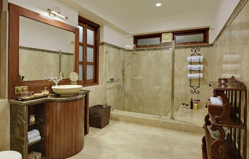 Vatsalya Vihar - A Luxury Pool Villas Resort image