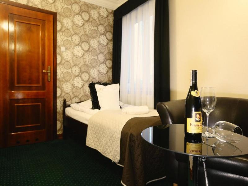 Hotel Imperium image