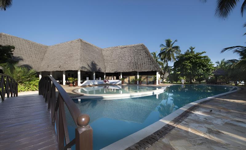 Jaz Adonia Beach Resort 2