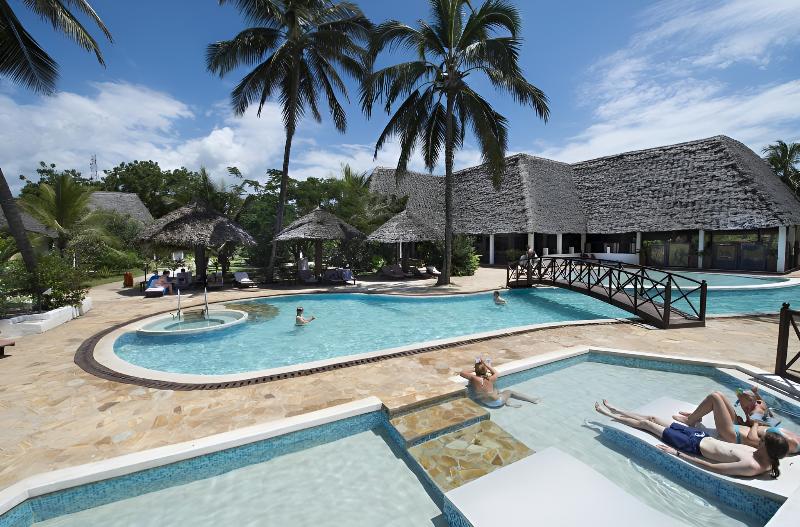 Jaz Adonia Beach Resort 5