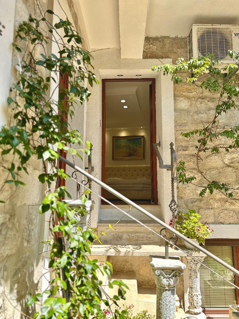 Novi Svet Apartmani image