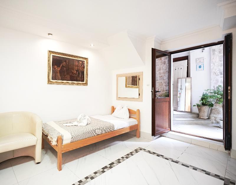 Novi Svet Apartmani image