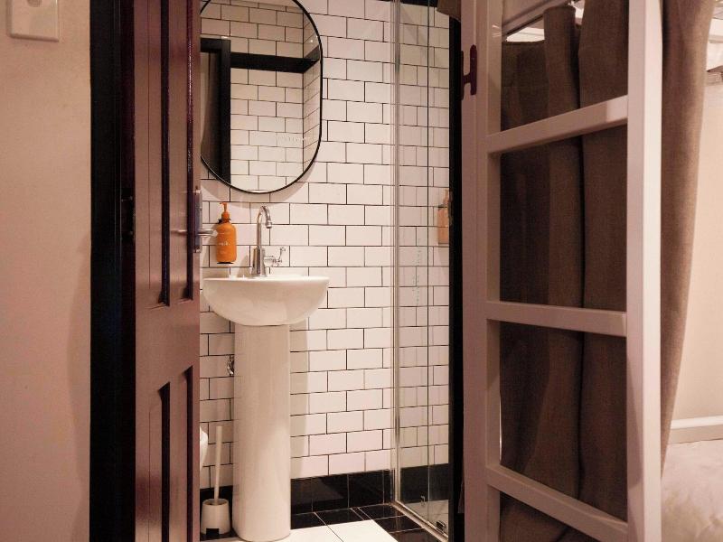 The Village Surry Hills - Hostel image